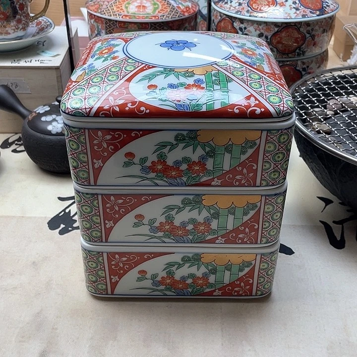 瓷片淡**静001 精美瓷器，保真正品