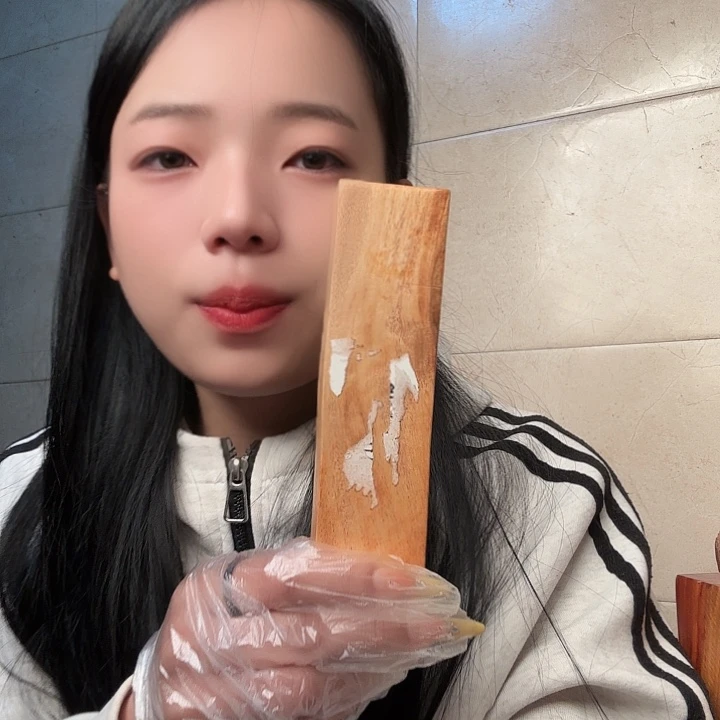 大叶紫檀（黑酸枝木类）