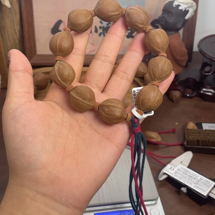 一***木橄榄核手串/手链19.5*25梅林铁核