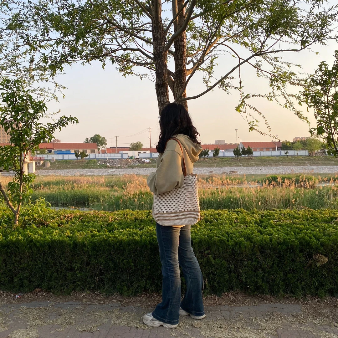 高颜值棉线编织包包三杠沙滩网格度假百搭托特包旅行大容量单肩包