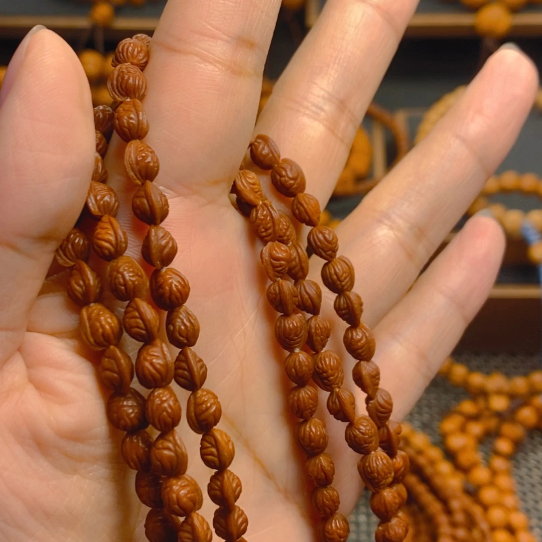 璀***璨吊坠桃核秦岭森林05