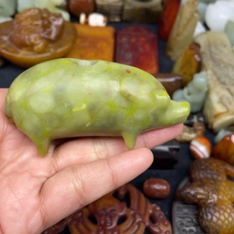 蛇纹石玉未镶嵌颈饰33