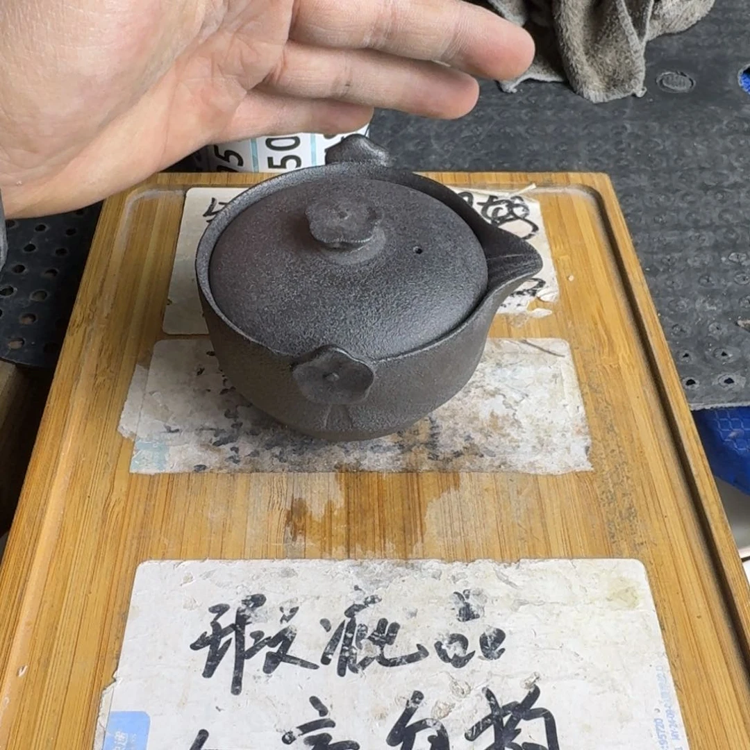 瑕疵介意勿拍陶瓷器皿A976