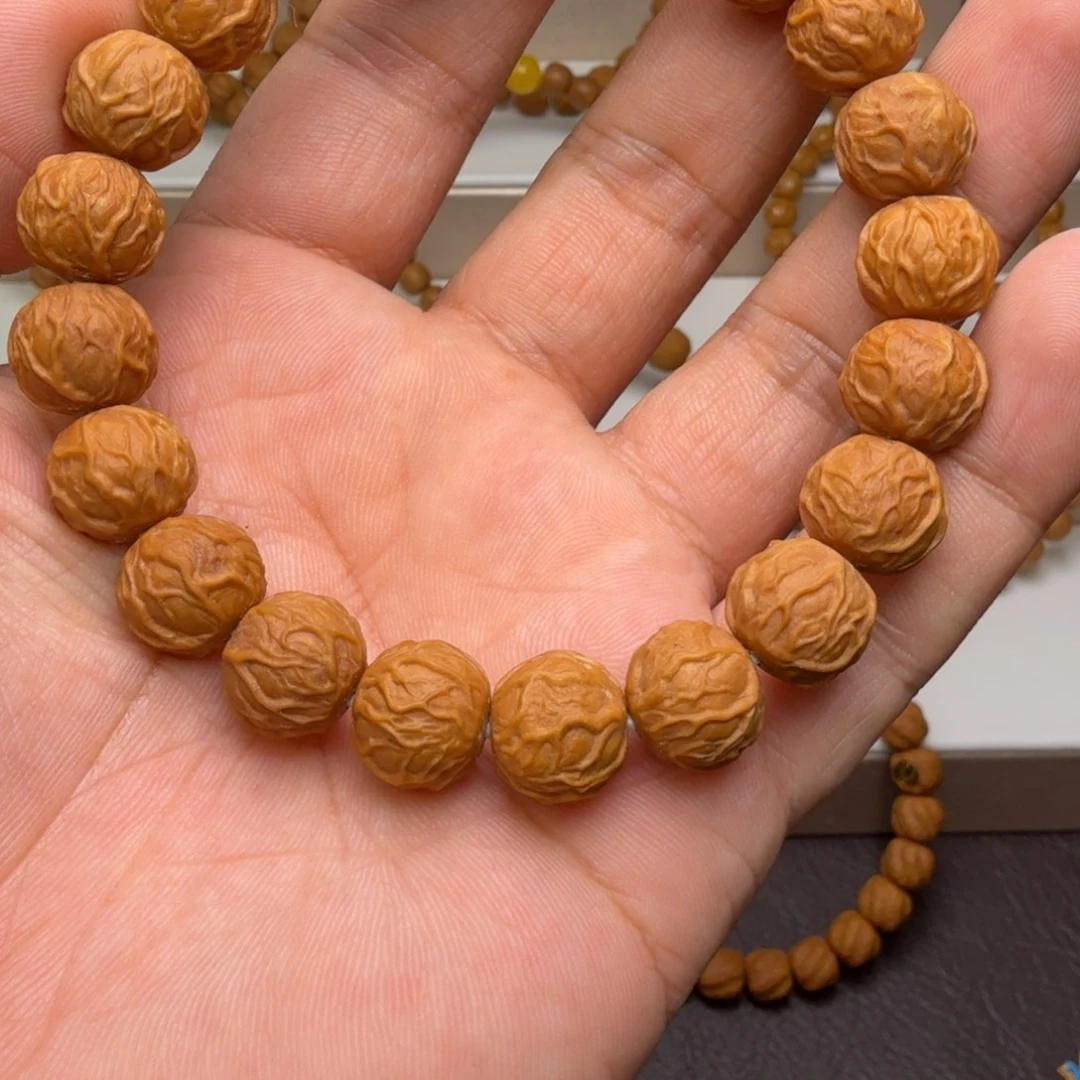 手串文玩核桃毒液