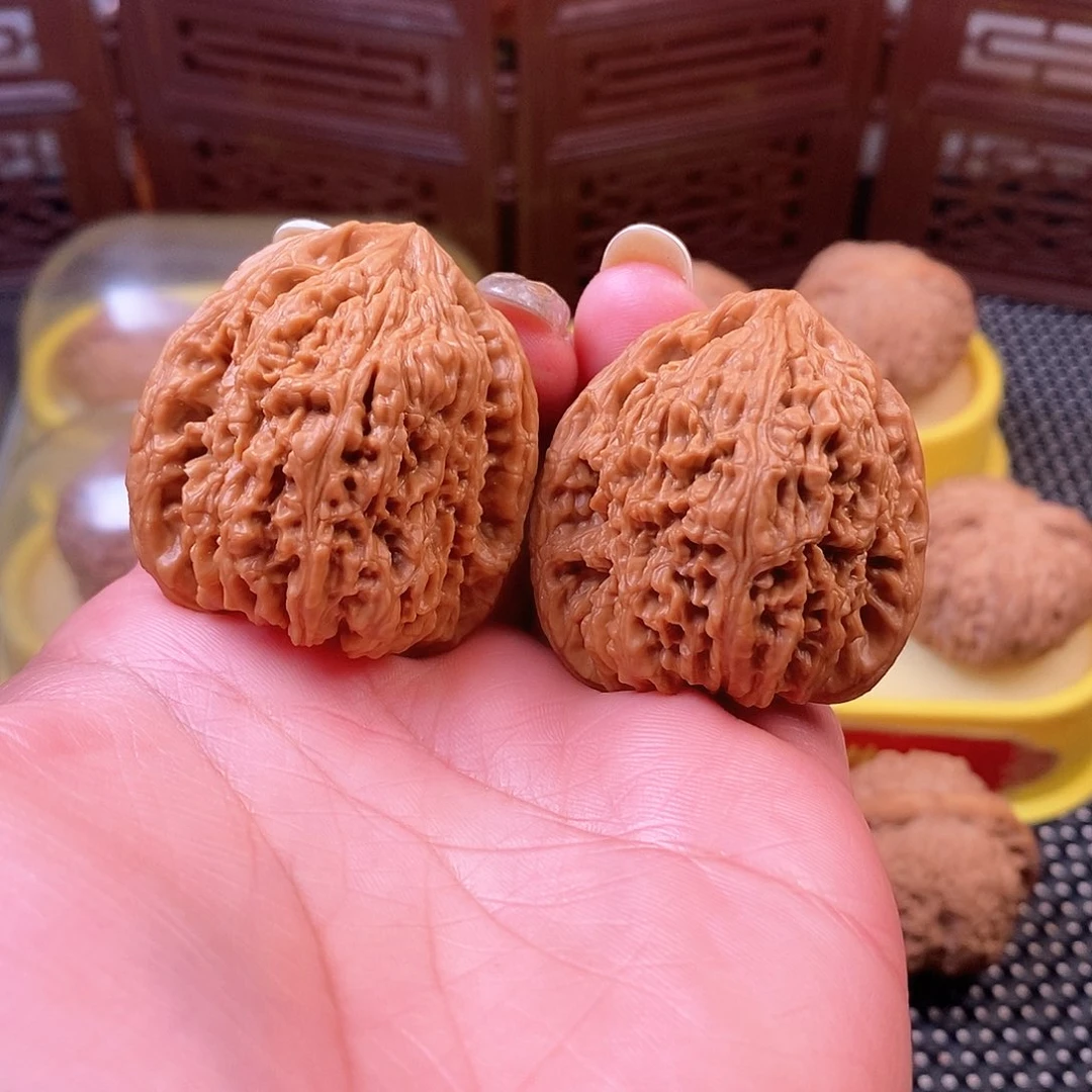 文玩核桃吊坠38尺高炮酒杯凹底全品