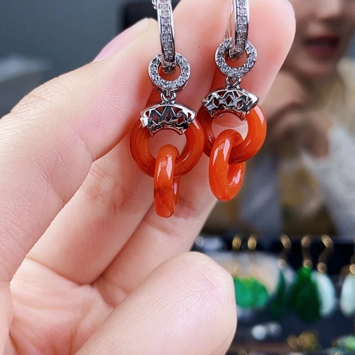 翡翠耳饰未镶嵌饰品