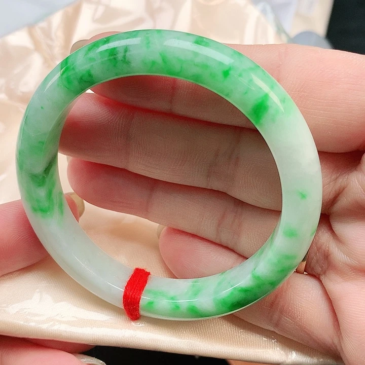翡翠手镯未镶嵌正圈2073