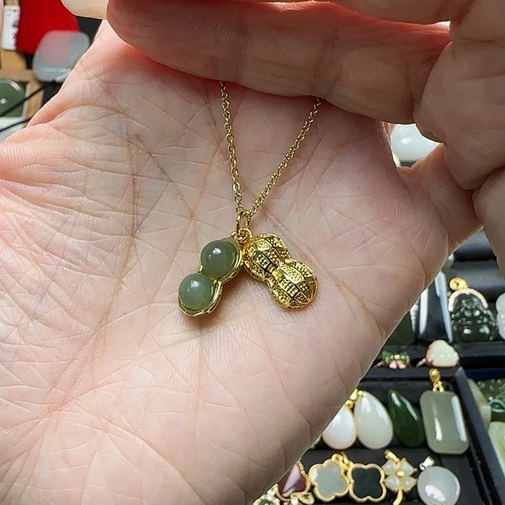 和田玉银S925镶嵌吊坠(赠链)