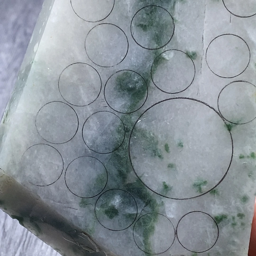 定制翡翠未镶嵌翡翠定制