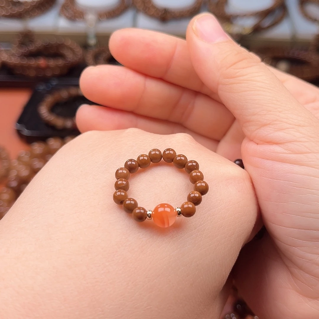 库克手串?***子戒指一个