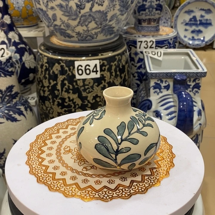 【闪购商品】摆件陶瓷花瓶摆件。。。
