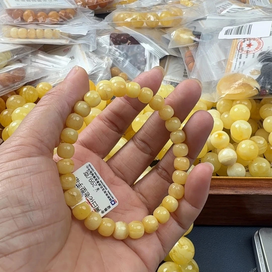 未镶嵌琥珀珠宝奇石