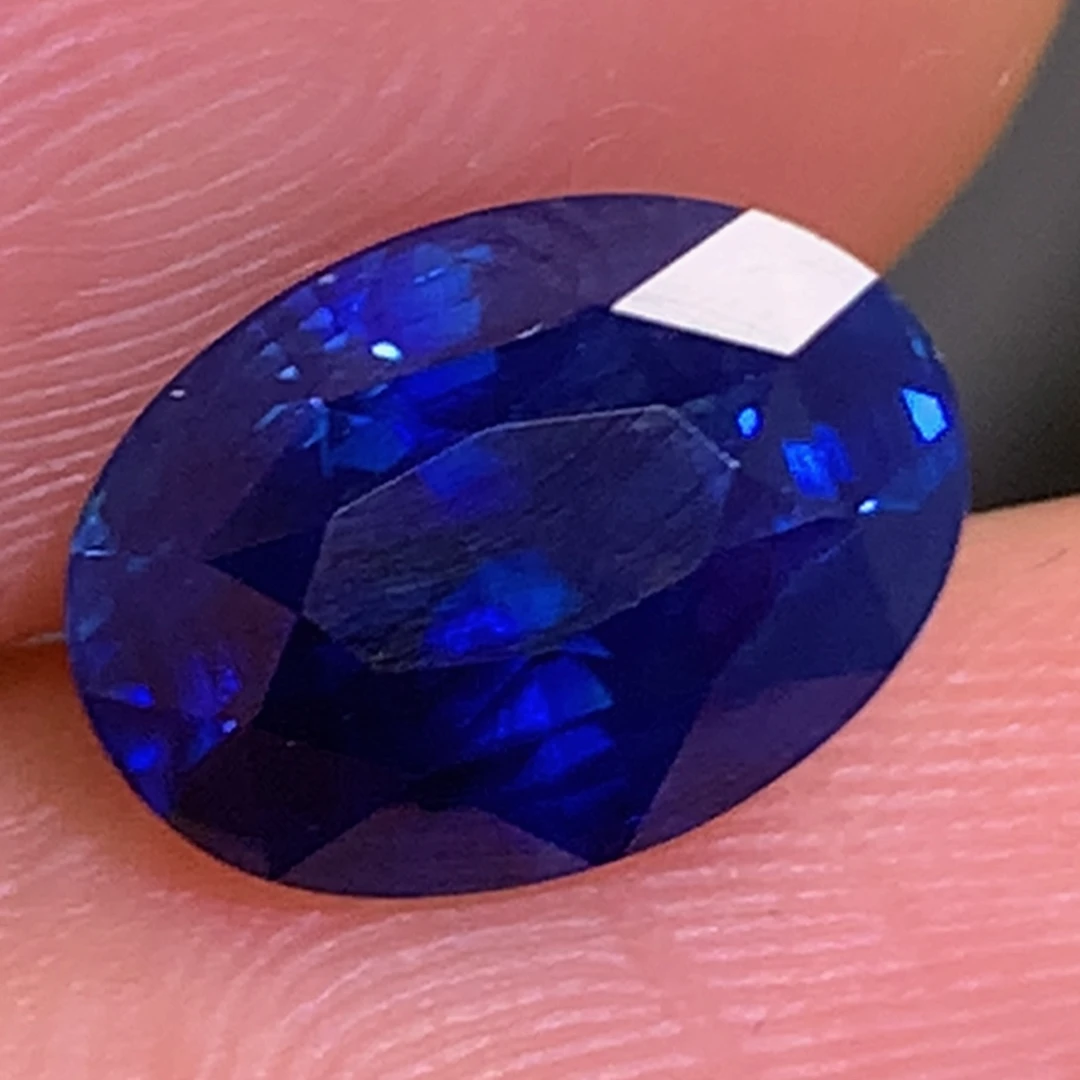 蓝宝石裸石2.6ct无烧皇家蓝