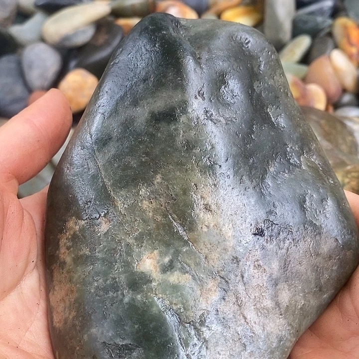 未镶嵌和田玉（糖玉）挂件