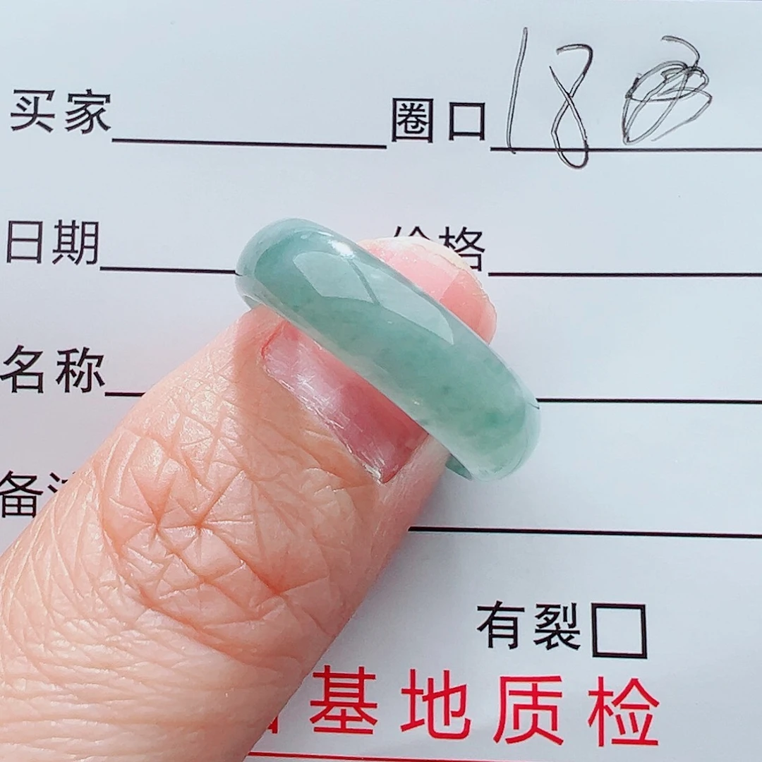 未镶嵌戒指翡翠戒指