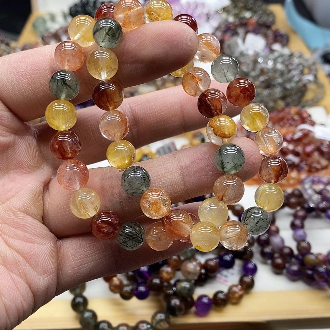 水晶手串未镶嵌多样性发货发一条