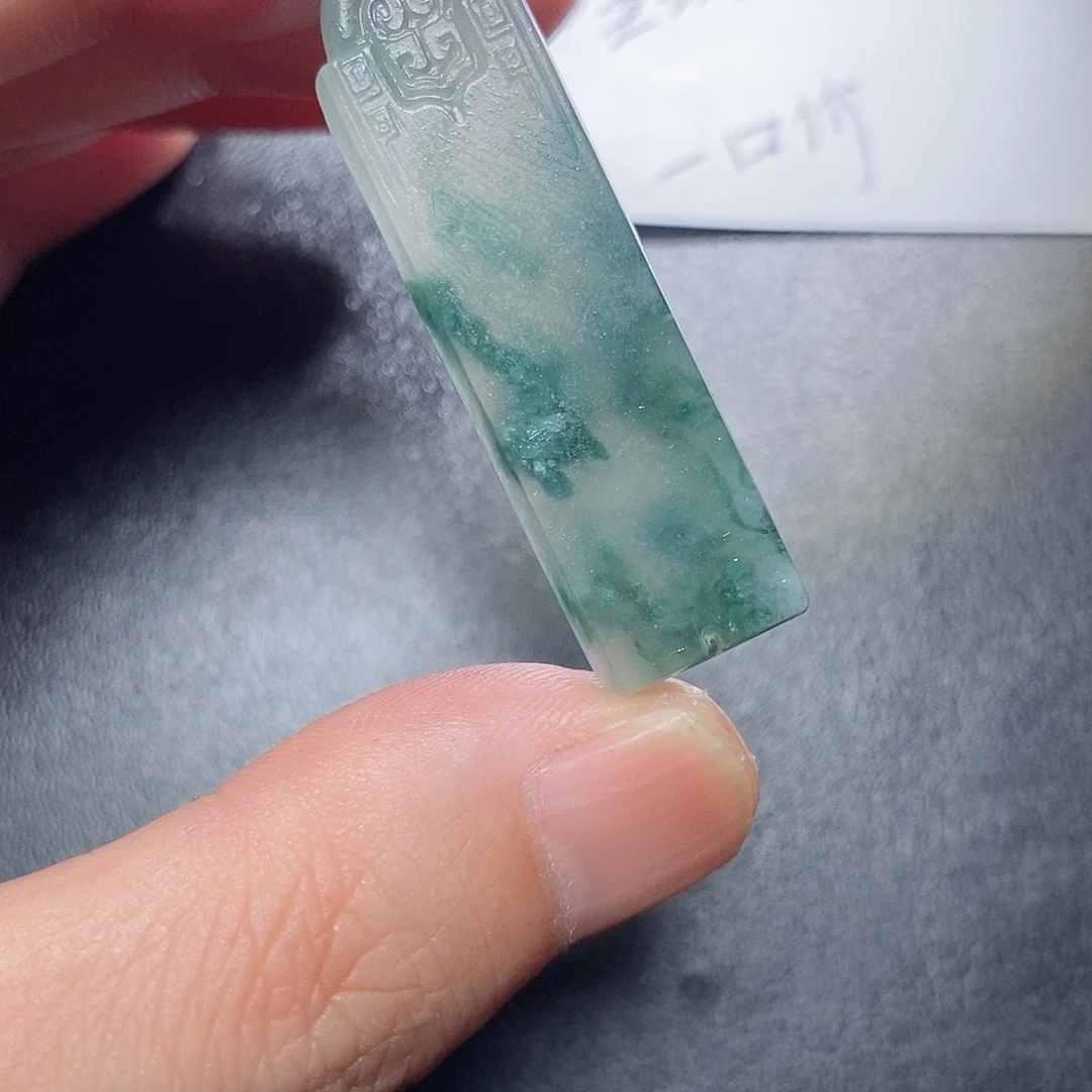 定制翡翠未镶嵌毛货