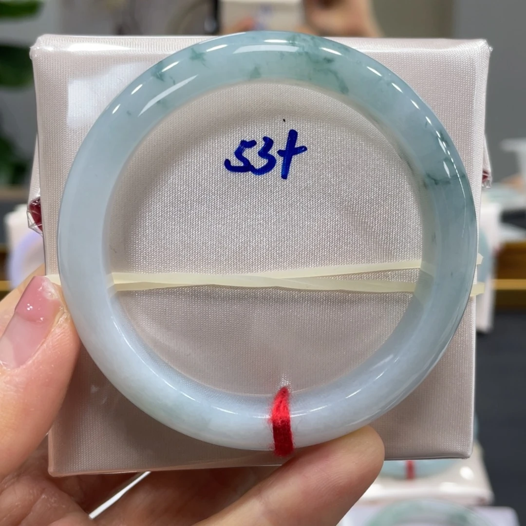 翡翠未镶嵌手镯翡翠