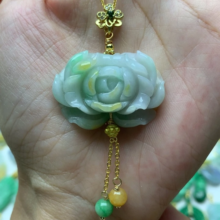 颈饰未镶嵌翡翠翡翠