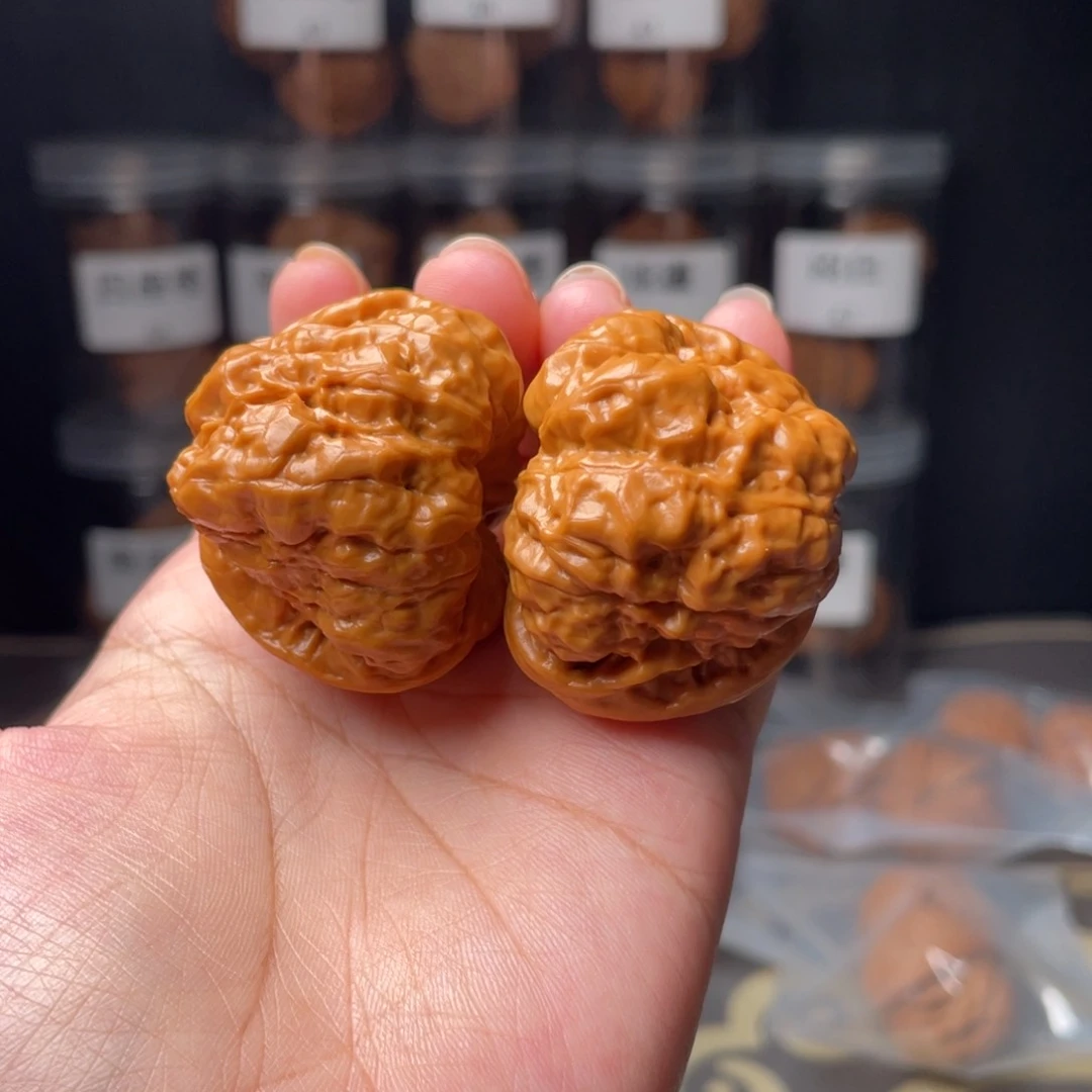 白***雾文玩核桃吊坠40蛤蟆头