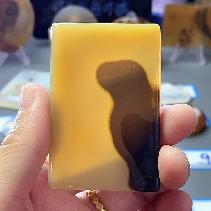 玛瑙/玉髓未镶嵌珠宝半成品