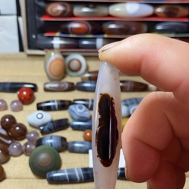 玛瑙/玉髓合金颈饰