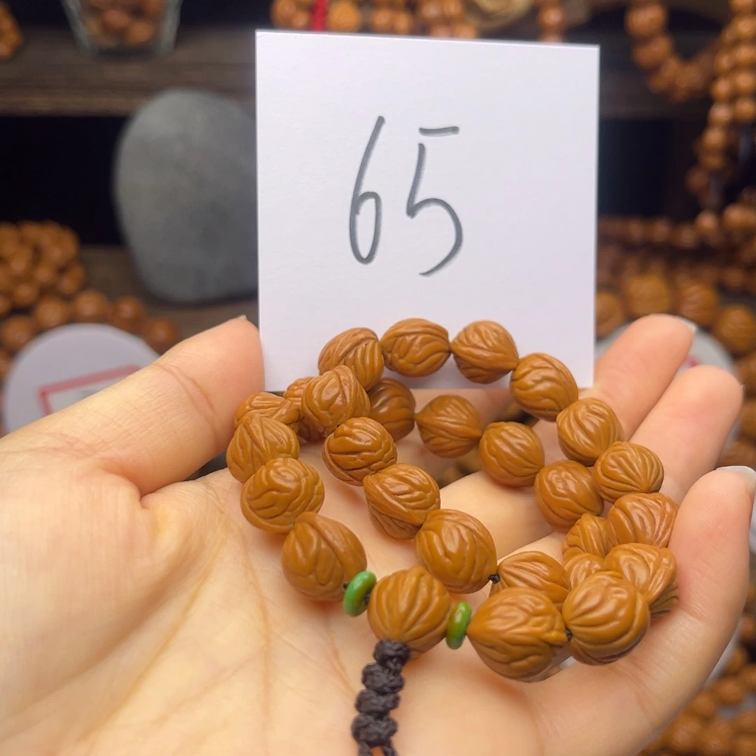 吊坠桃核龙纹桃核手持肚卡11小布丁