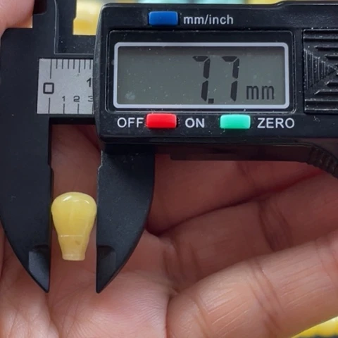 【闪购商品】未镶嵌蜜蜡裸石2杂