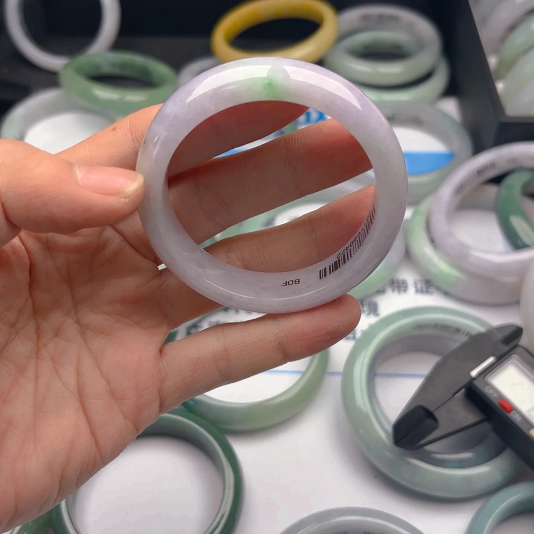 翡翠未镶嵌手镯5354x8. 68