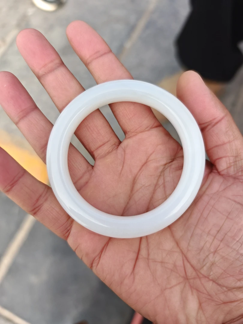 和田玉手镯高端奢华款