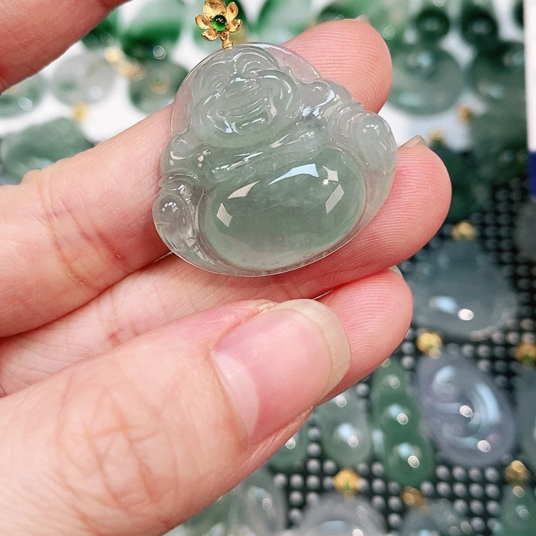翡翠颈饰18K金镶嵌吊坠
