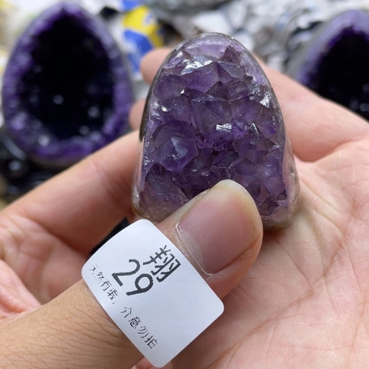 未镶嵌水晶大型摆件（非配饰）