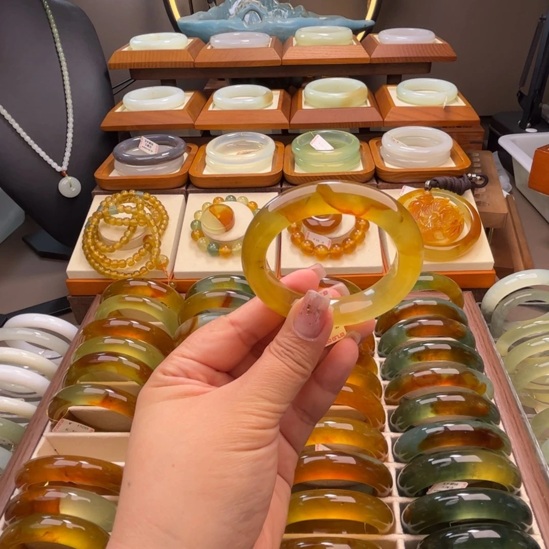 蛇纹石玉未镶嵌53-54