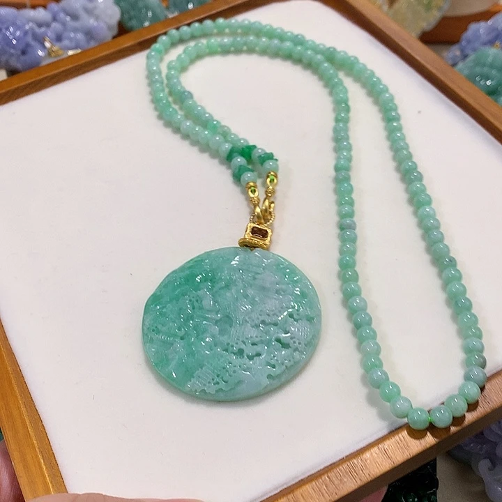 翡翠未镶嵌颈饰翡翠吊坠