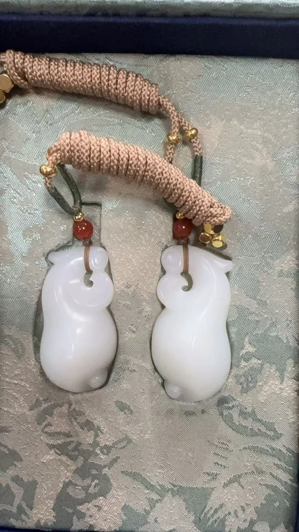 【晋博雅物】【玉器】摆件一对