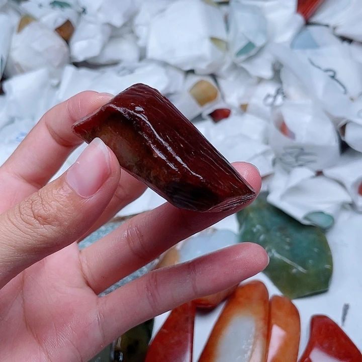 至***道颈饰未镶嵌翡翠翡翠