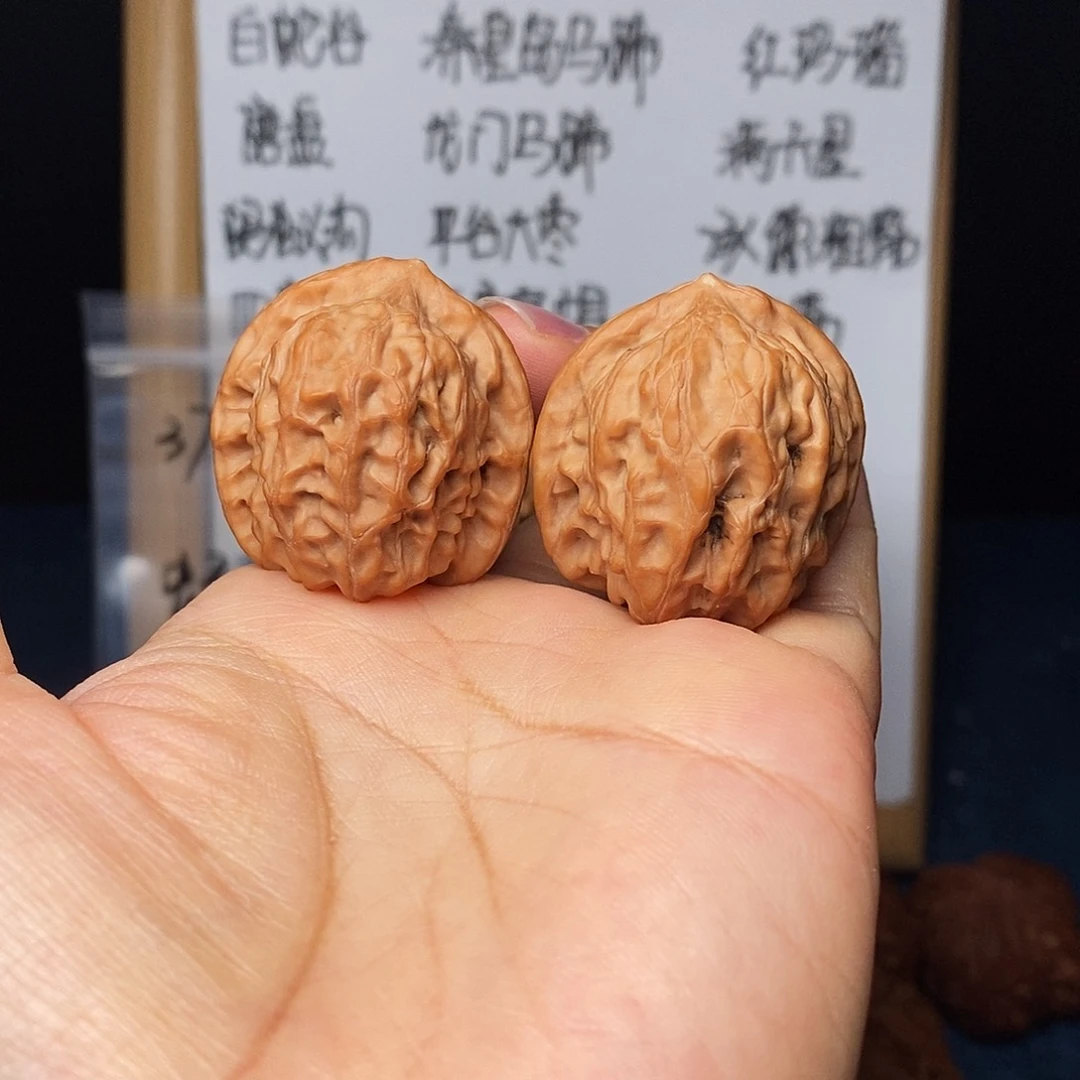 文玩核桃把件大枣