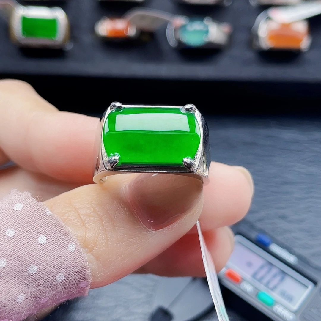 翡翠戒指银S925镶嵌天然a货翡翠没运费险2589