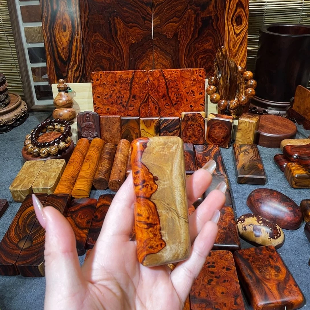 手把一物一拍直播间