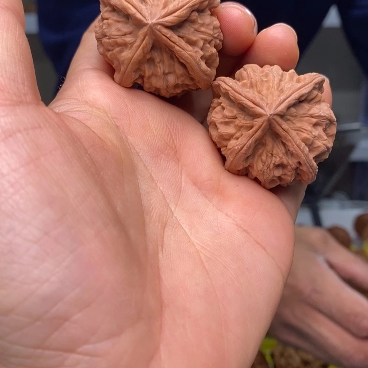 吊坠文玩核桃文玩核桃玉玺四棱40～