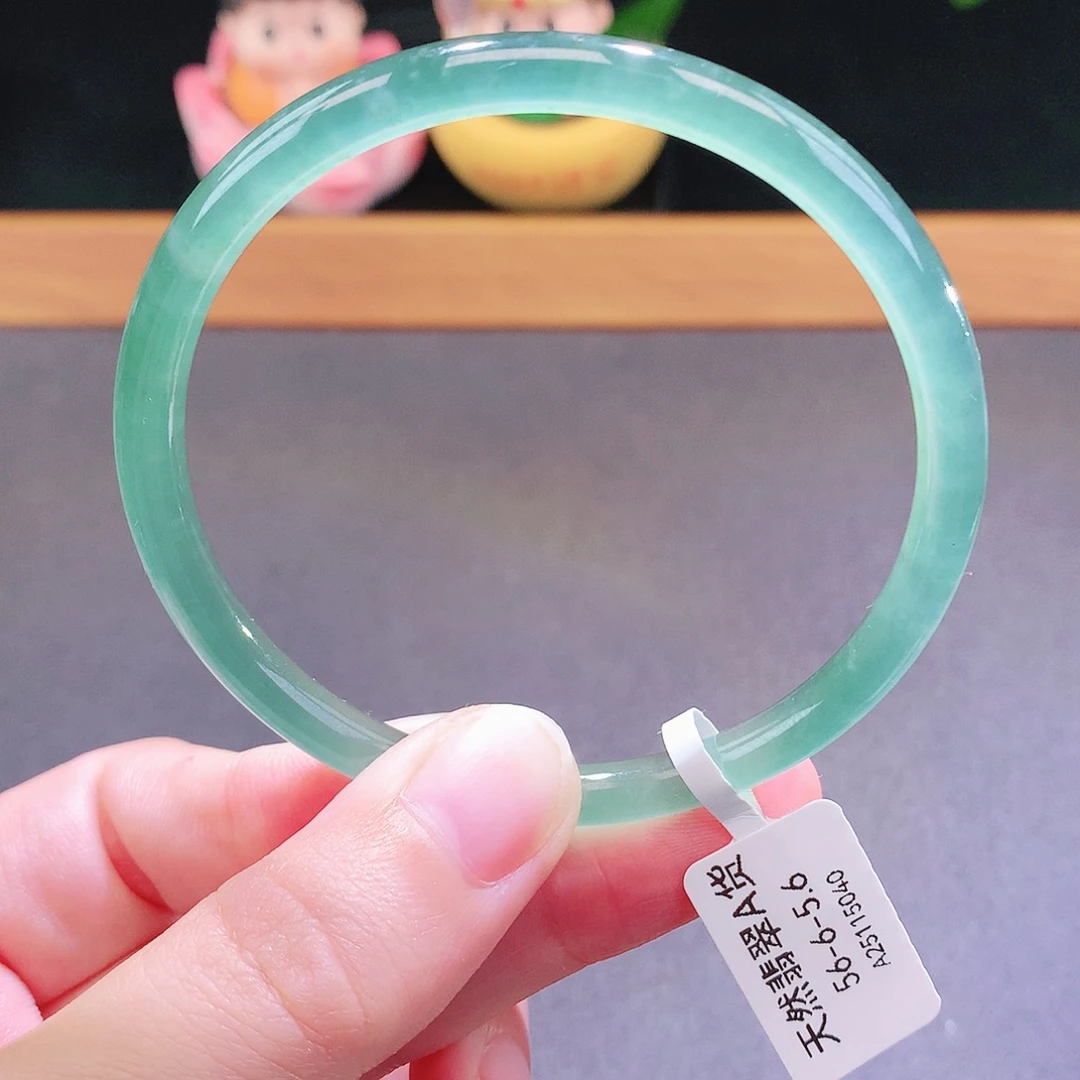 翡翠未镶嵌手镯天然翡翠