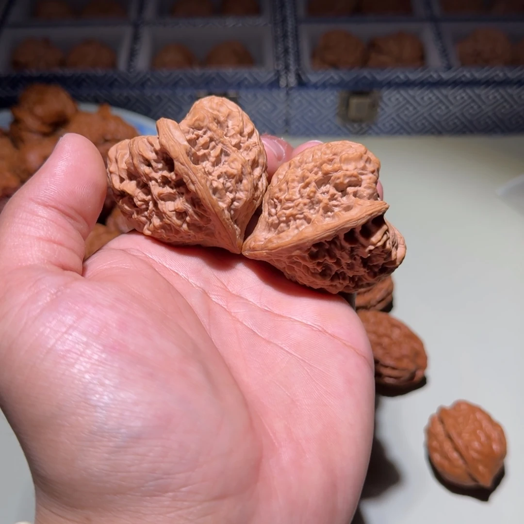文玩核桃吊坠全品承德火焰马蹄45尺一对毕业