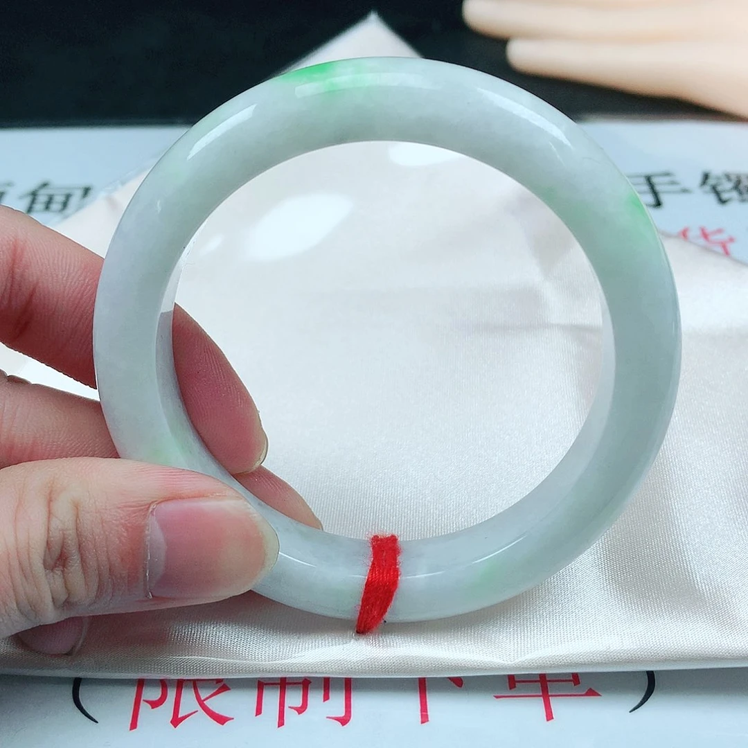 翡翠手镯未镶嵌圈58