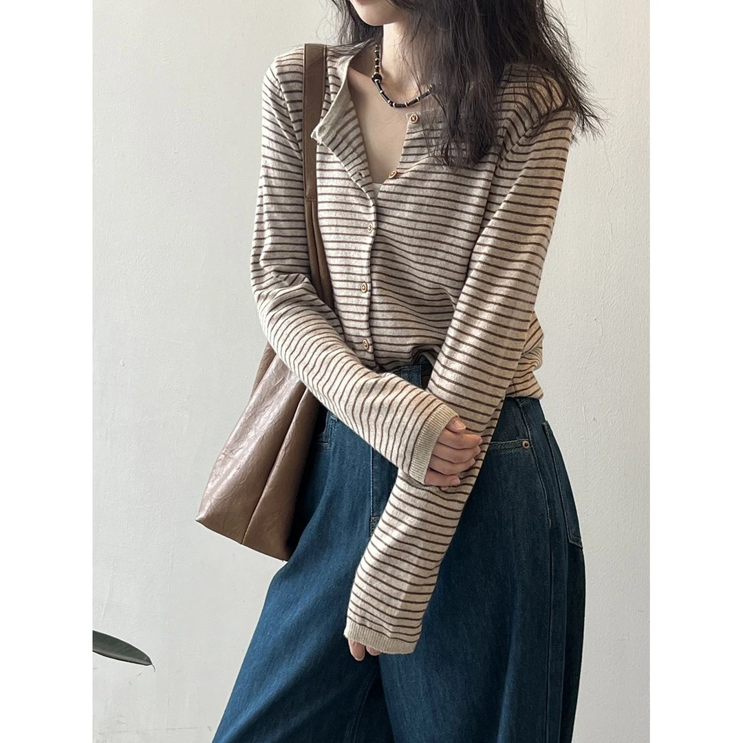 条纹针织开衫外套女春秋新款设计感小众上衣外搭薄款圆领长袖毛衣