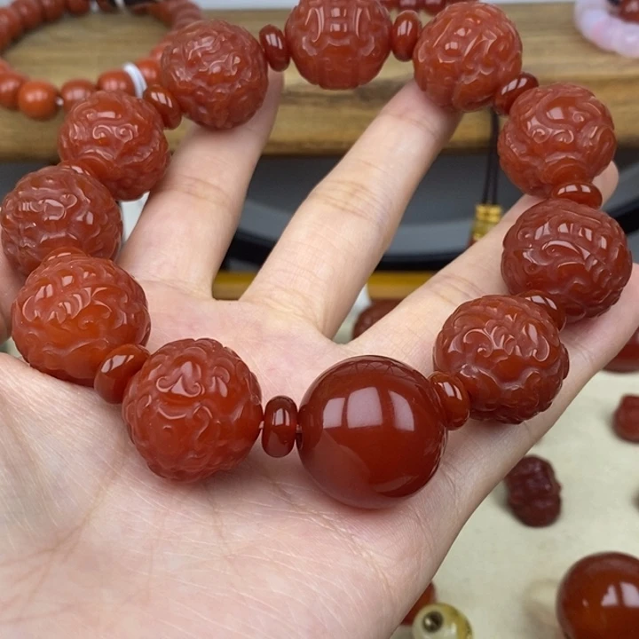 小***记玛瑙/玉髓未镶嵌颈饰