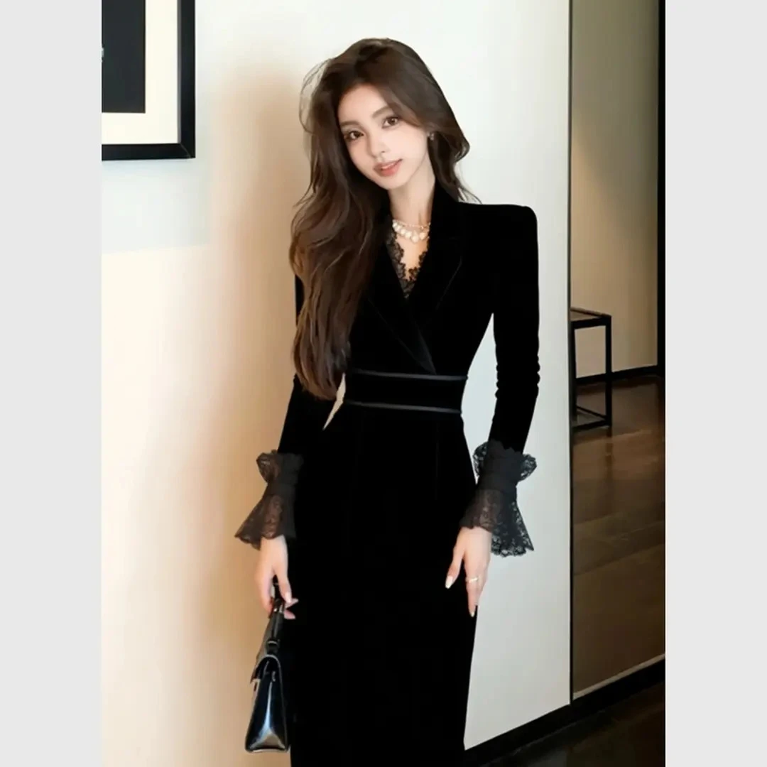 黑色丝绒连衣裙2025冬季新款重要场合气质名媛巨好看修身打底长裙