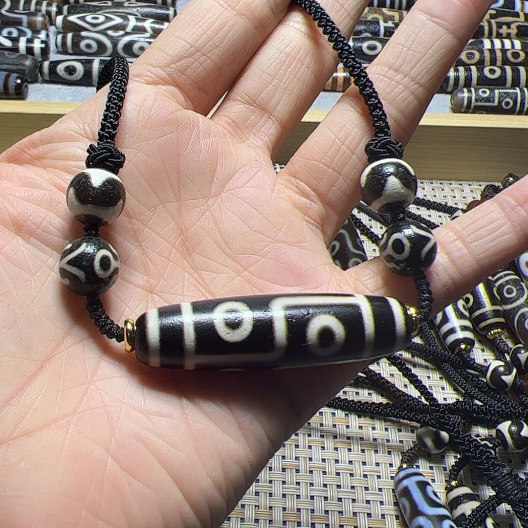 ‍***多玛瑙/玉髓未镶嵌颈饰