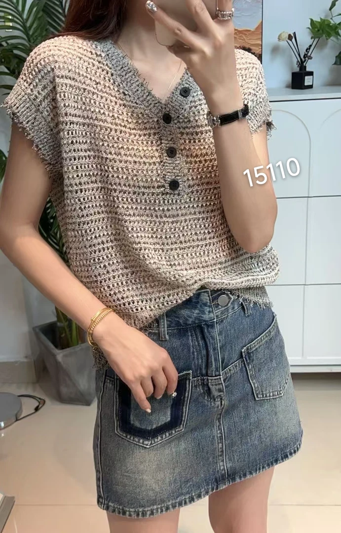 15110 YjrgV领扣镂空针织衫短袖