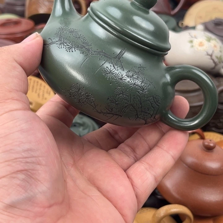 茶壶紫砂紫纱瑕疵