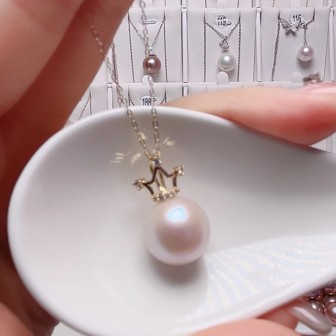 淡水珍珠吊坠(赠链)未镶嵌